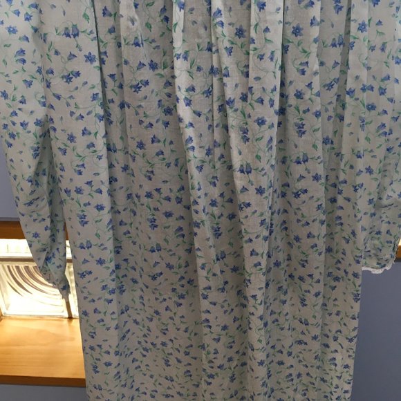 Eileen West Button Front Full Length Gown/Robe with Bluebell Print Size S - Picture 6 of 15